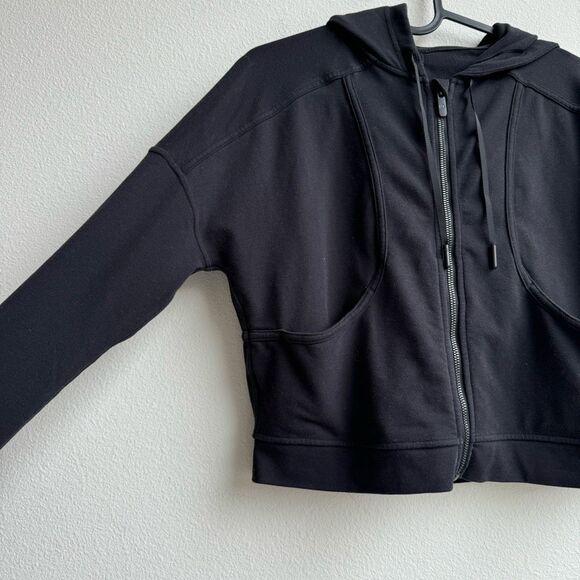 Lululemon Next Move Cropped Full Zip Jacket Black Stretch French Terry Size 4 - Picture 2 of 6